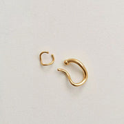 Twisted Metal Ear Cuff