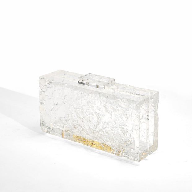A Transparent Clutch