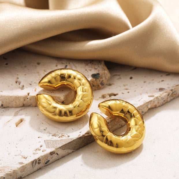 A Thick Ear Cuff