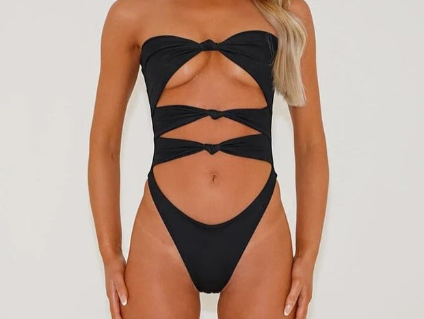 She Swimsuit