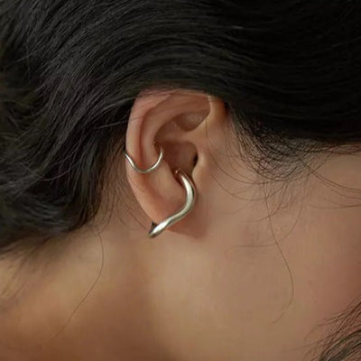 Twisted Metal Ear Cuff