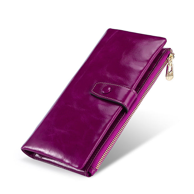 A Leather Oil Wax Wallet