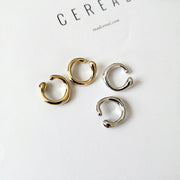 Twisted Metal Ear Cuff